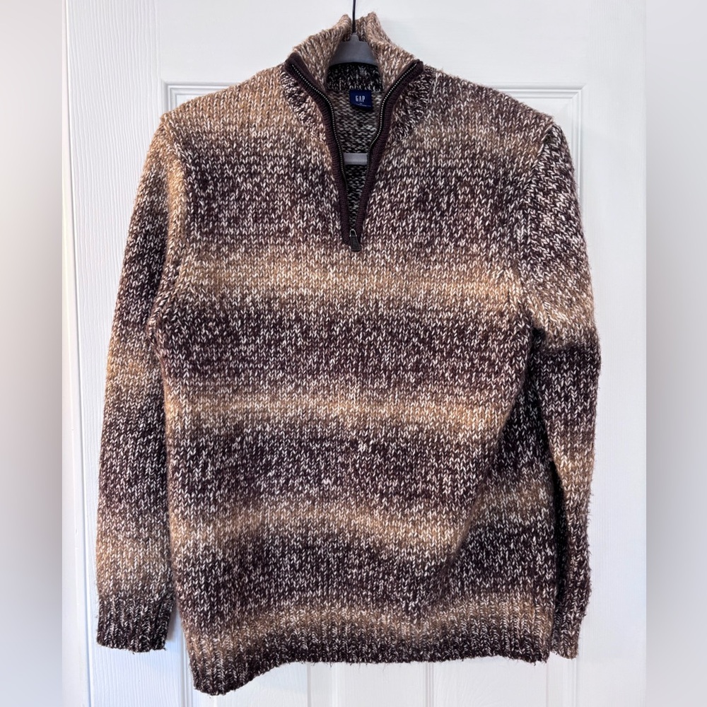 Vintage Gap Brown and Cream 1/4 zip Sweater. Size medium